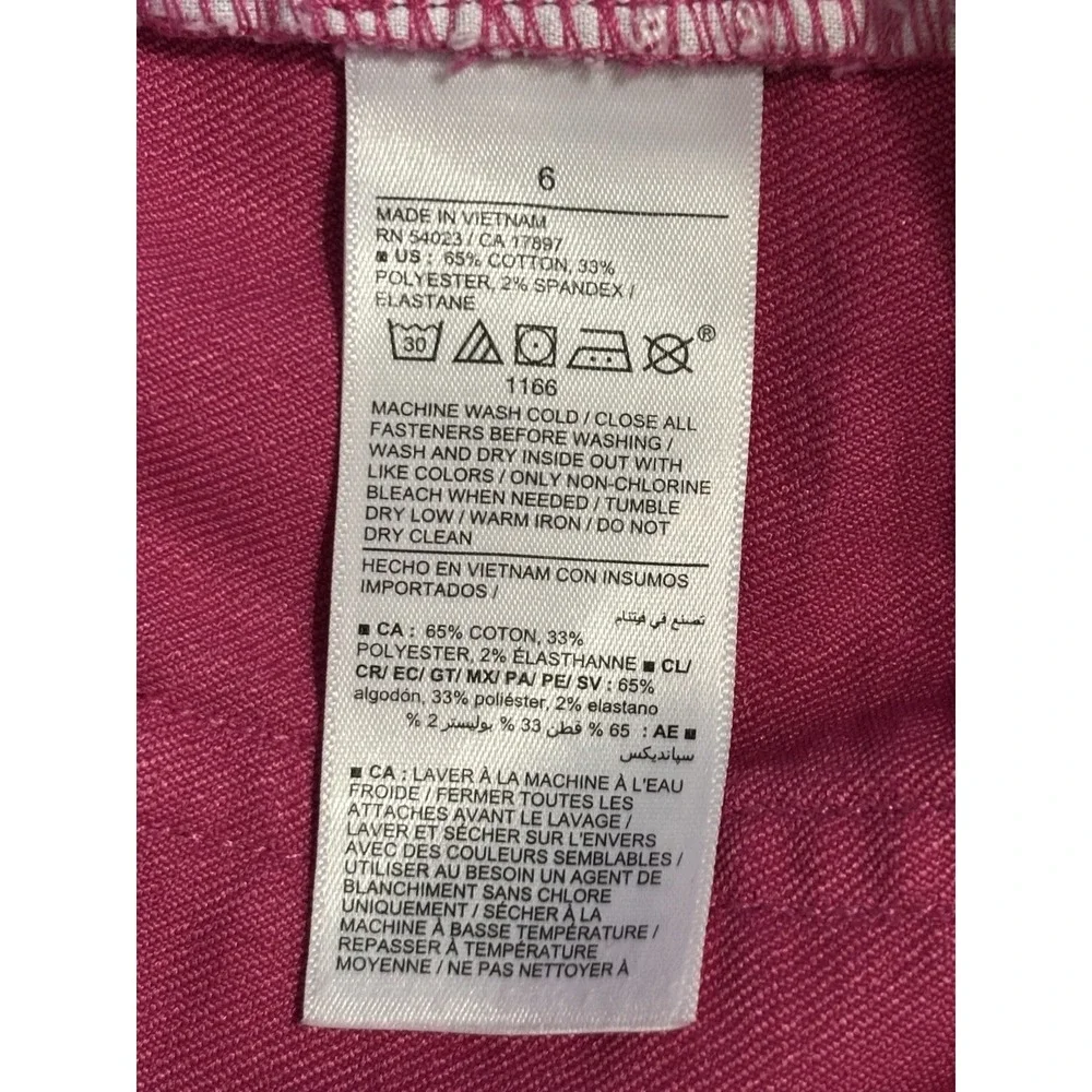Old Navy Hot Pink Denim Short Size 6 Zip Button Mid Rise Summer Beach‎